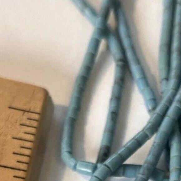 Blue Green Magnesite Turquoise Beads 13” Necklace - Picture 3 of 10